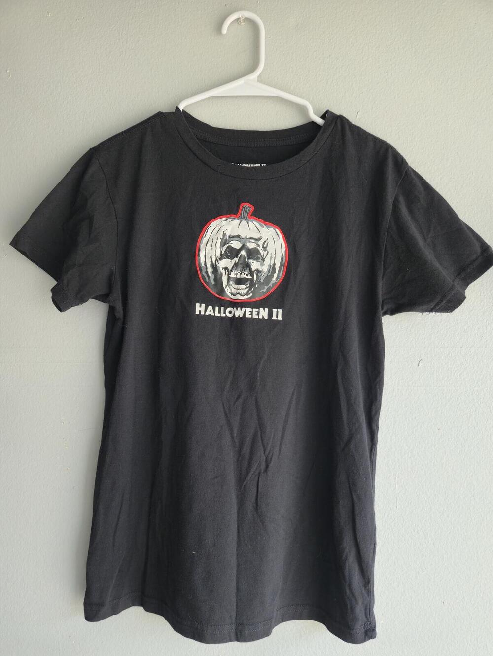 Halloween II Graphic T-Shirt Medium Black Cotton Polyester Blend SIZE MEDIUM NEW